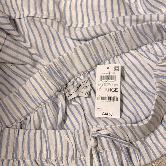 NWT And Now This Chambray & White Striped Shorts - Picture 6 of 6